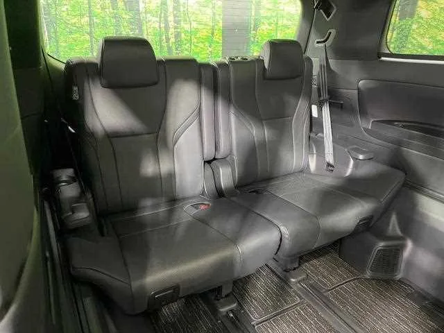 Toyota Alphard Hybrid 2023 — миниатюра 4