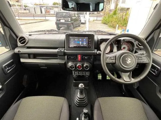 Suzuki Jimny 2023 — миниатюра 2