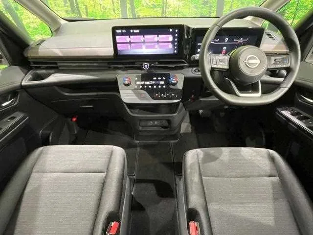Nissan Serena 2023 — миниатюра 2