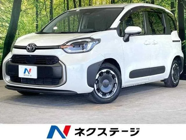 Toyota Sienta 2023 — фото 1, купить с доставкой в Москву