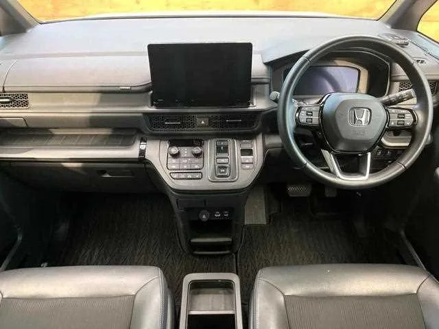 Honda Step WGN 2024 — миниатюра 2