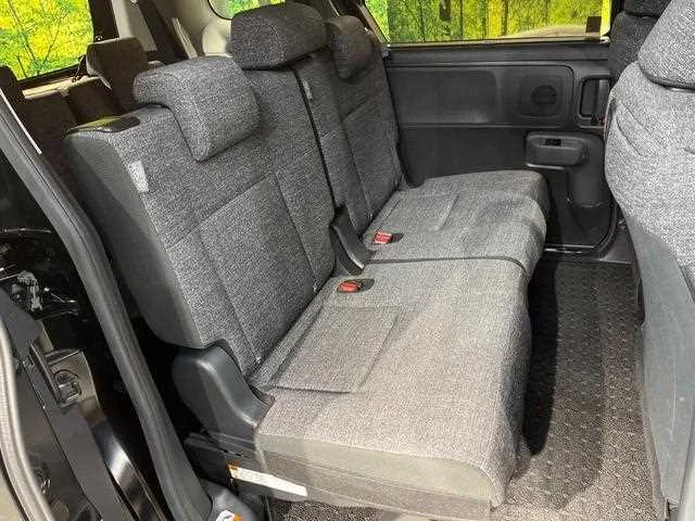Toyota Sienta 2023 — миниатюра 4