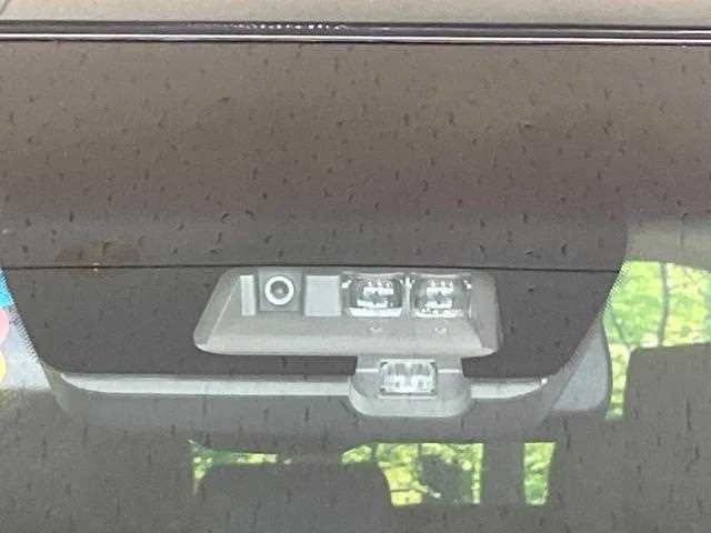 Mitsubishi Delica D:5 2024 — миниатюра 3