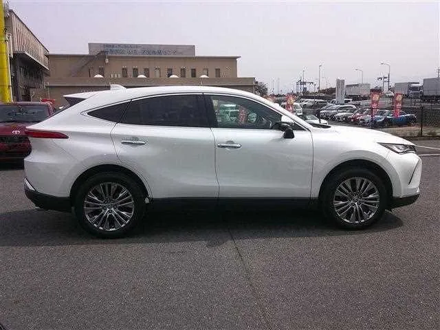 Toyota Harrier Hybrid 2023 — миниатюра 5