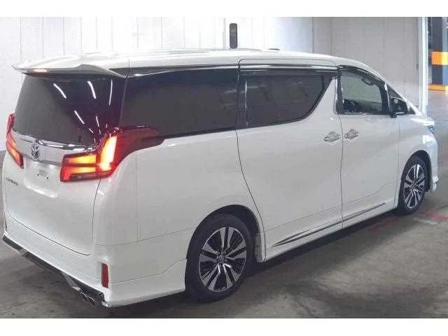 Toyota Alphard G 2023 — миниатюра 2