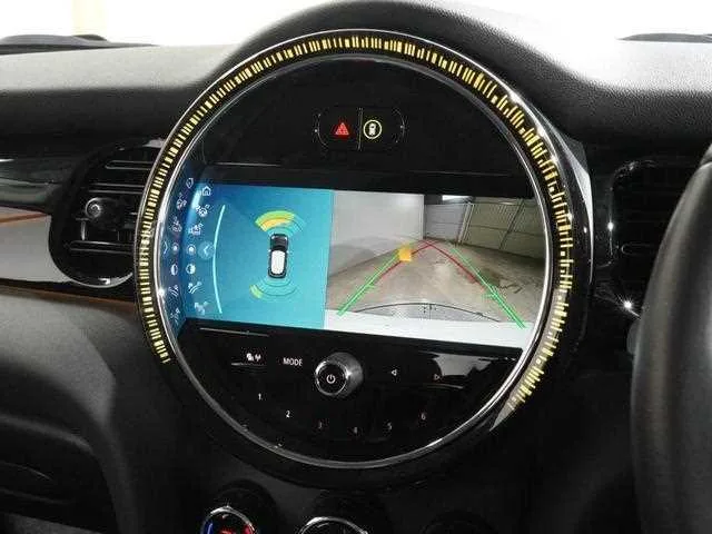 BMW MINI 2023 — миниатюра 3