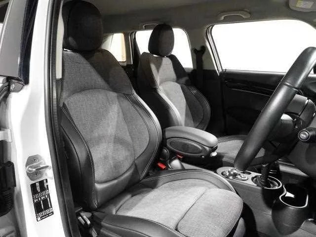 BMW MINI 2023 — миниатюра 5
