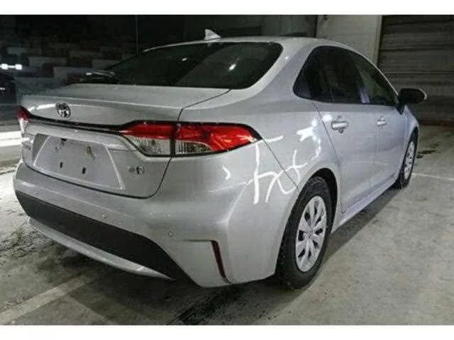 Toyota Corolla Sedan 2023 — миниатюра 5