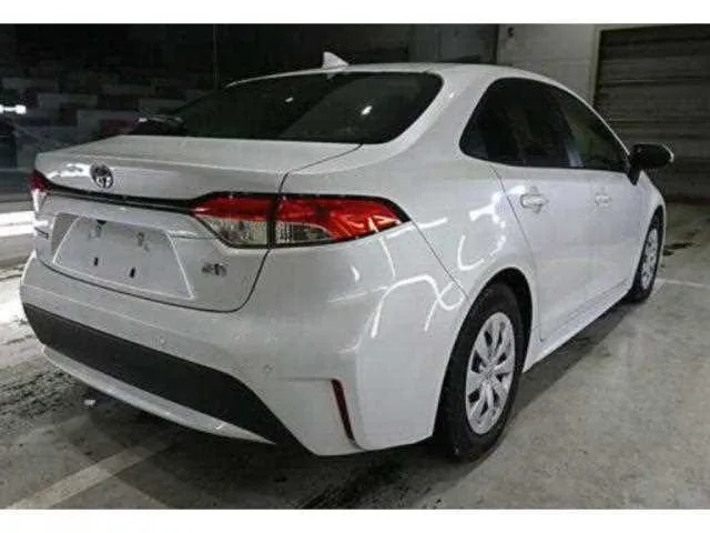 Toyota Corolla Sedan 2023 — миниатюра 5