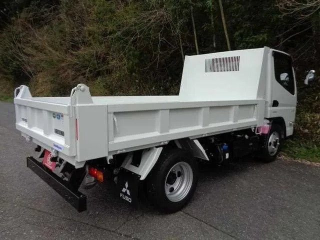 Mitsubishi Fuso Canter 2025 — миниатюра 4