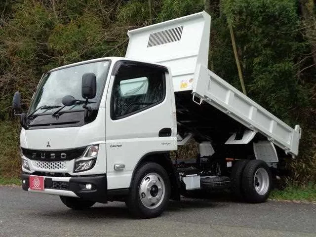 Mitsubishi Fuso Canter 2025 — фото 1, купить с доставкой в Москву