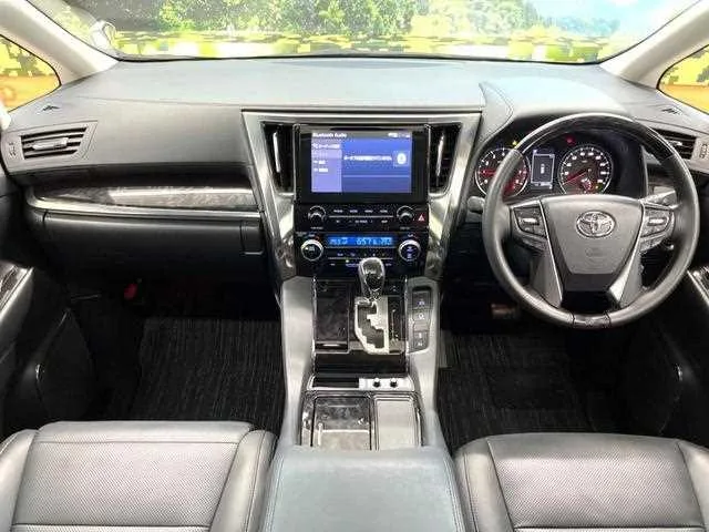 Toyota Alphard G 2022 — миниатюра 2