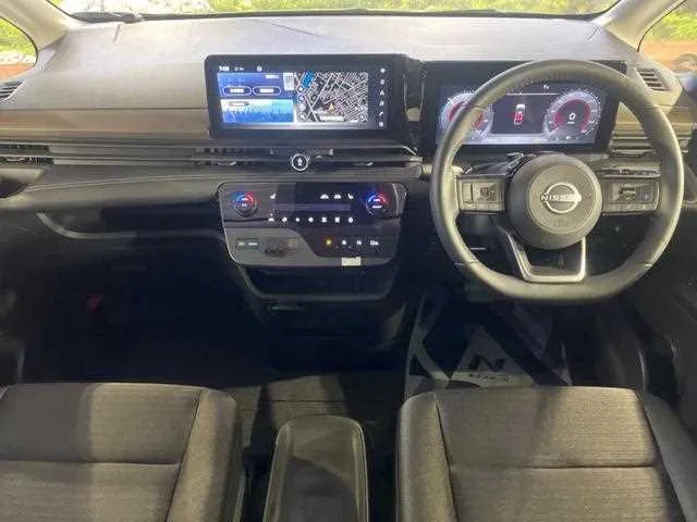Nissan Serena 2024 — миниатюра 2