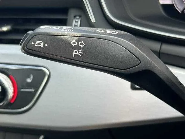 Audi A4 2024 — миниатюра 4