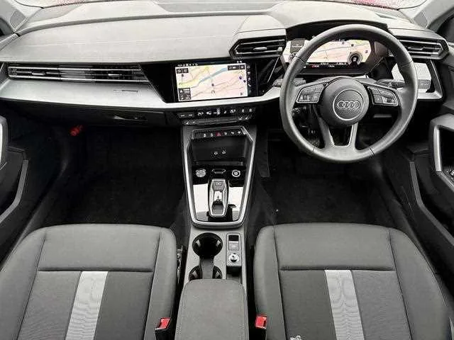 Audi A3 2025 — миниатюра 2