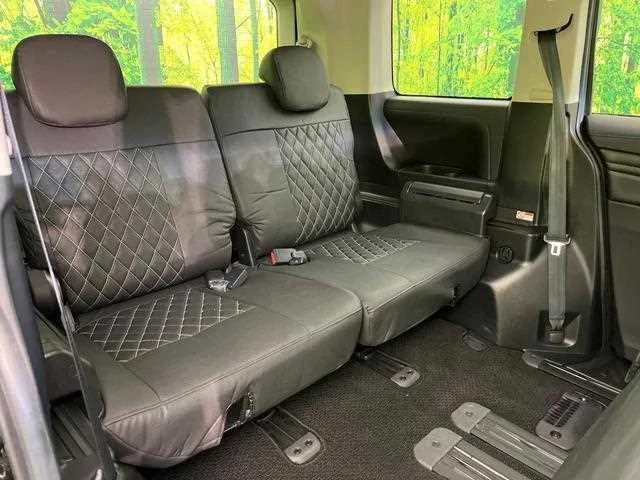 Mitsubishi Delica D5 2024 — миниатюра 4
