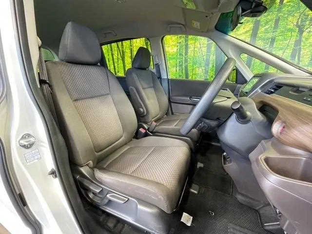 Honda Freed 2022 — миниатюра 5
