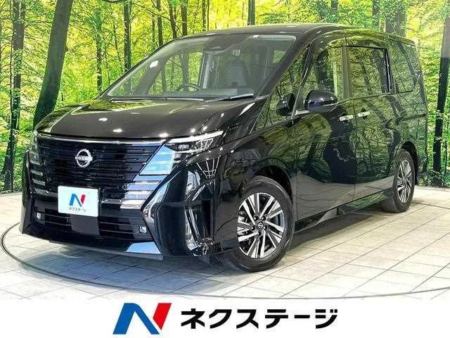 Nissan Serena 2023 — фото 1, купить с доставкой в Москву