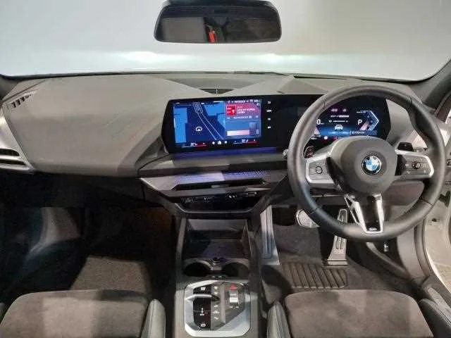 BMW 1 Series 2024 — миниатюра 2