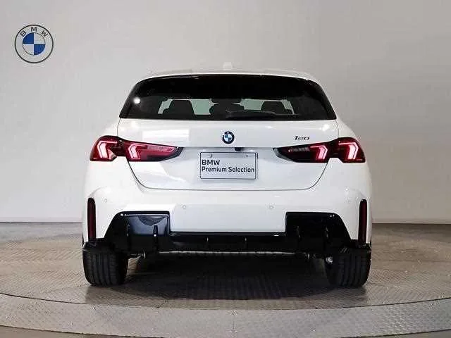 BMW 1 Series 2024 — миниатюра 5