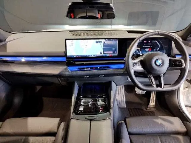 BMW 5 Series 2024 — миниатюра 2