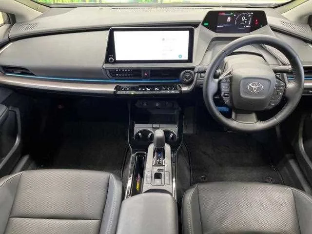 Toyota Prius 2023 — миниатюра 2
