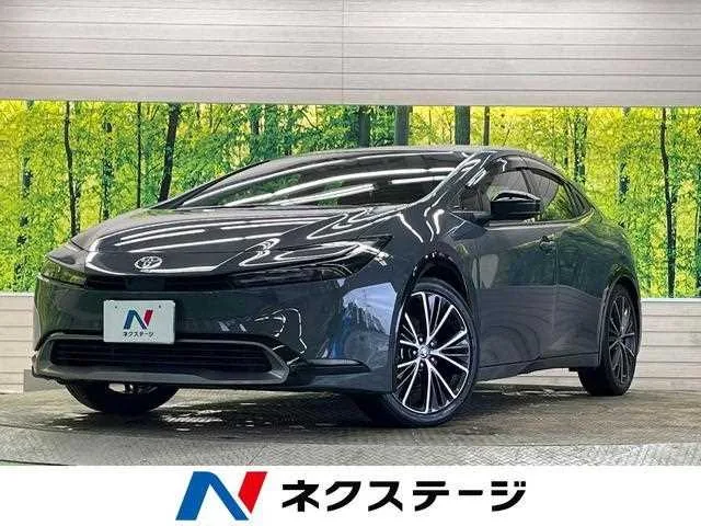 Toyota Prius 2023 — фото 1, купить с доставкой в Москву