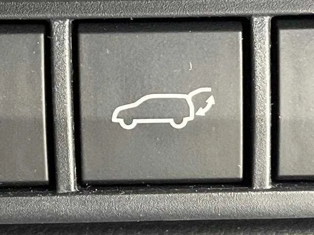 Toyota Prius 2023 — миниатюра 5