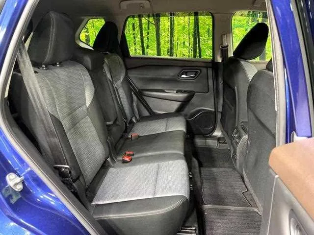 Nissan X-Trail 2022 — миниатюра 4