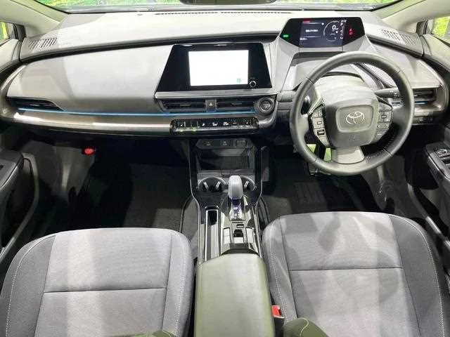Toyota Prius 2025 — миниатюра 2