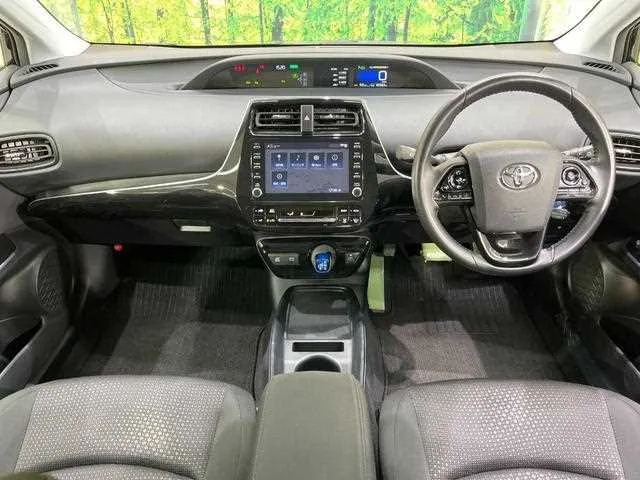 Toyota Prius 2022 — миниатюра 2