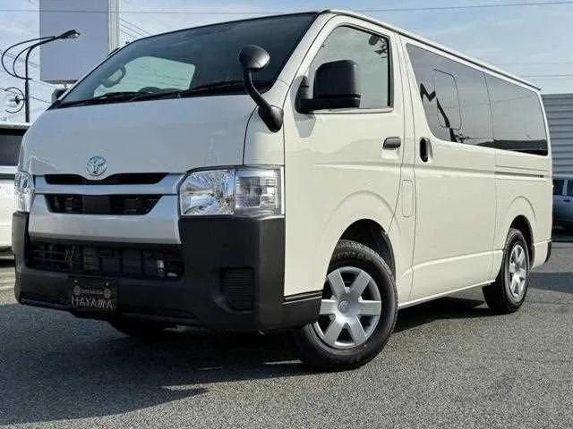 Toyota Hiace Van 2026 — фото 1, купить с доставкой в Москву