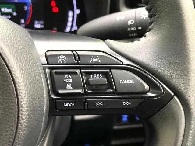 Toyota Sienta 2023 — миниатюра 3
