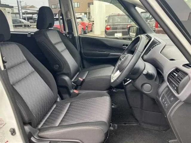 Nissan Serena 2022 — миниатюра 3