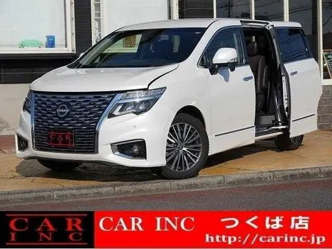 Nissan Elgrand 2024 купить в Москве
