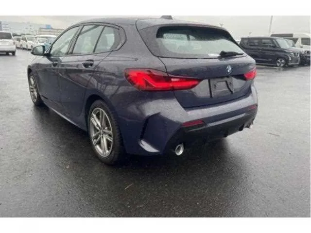 BMW 1 Series 2022 — миниатюра 2