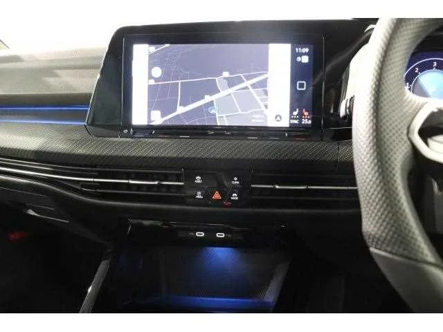 Volkswagen Golf 2024 — миниатюра 5