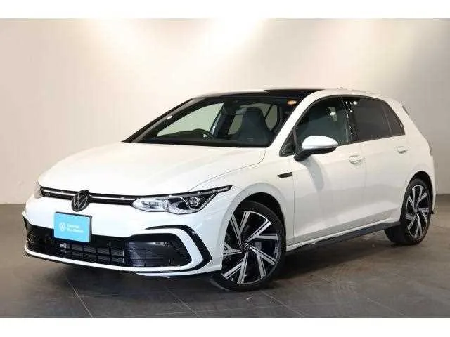Volkswagen Golf 2024 — фото 1, купить с доставкой в Москву