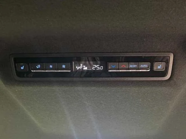 Toyota Noah 2023 — миниатюра 3