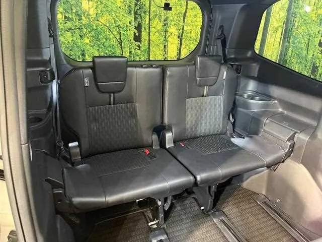 Toyota Noah 2023 — миниатюра 4