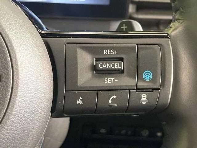 Nissan Serena 2023 — миниатюра 3
