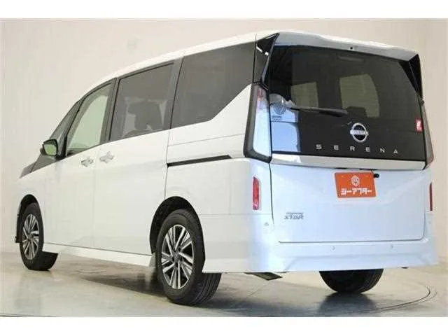 Nissan Serena 2025 — миниатюра 4