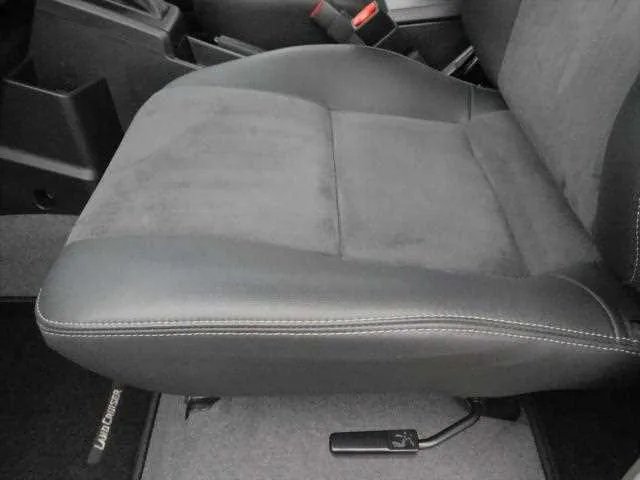 Toyota Landcruiser 70 2024 — миниатюра 3