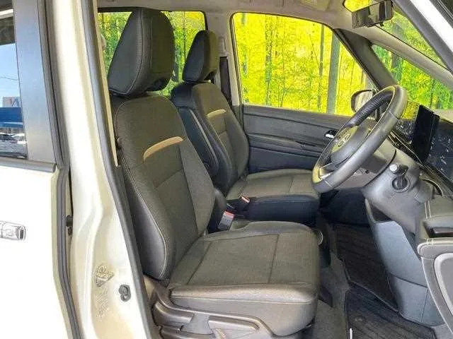 Nissan Serena 2023 — миниатюра 5