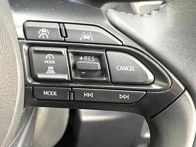 Toyota Sienta 2024 — миниатюра 3