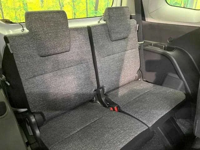 Toyota Sienta 2024 — миниатюра 4