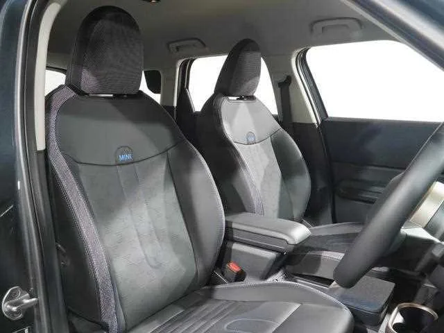 BMW MINI 2024 — миниатюра 5