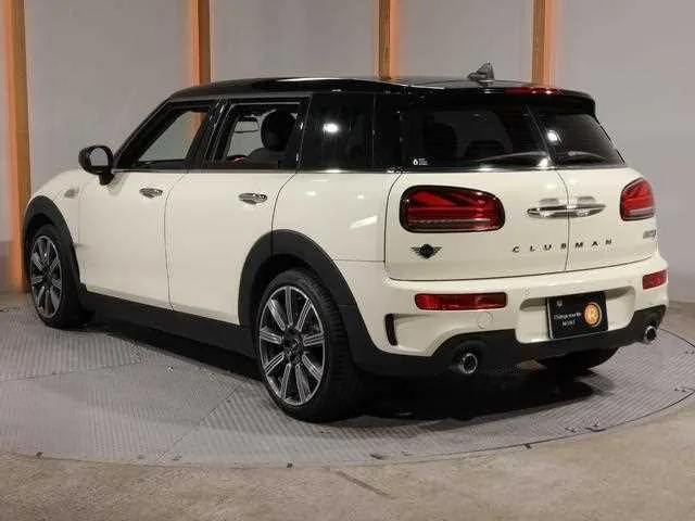 BMW MINI 2022 — миниатюра 4