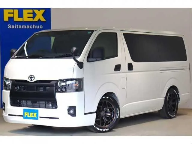 Toyota Hiace Van 2022 — фото 1, купить с доставкой в Москву