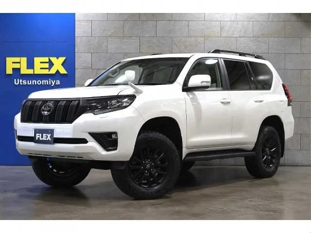 Toyota Land Cruiser Prado 2023 — фото 1, купить с доставкой в Москву